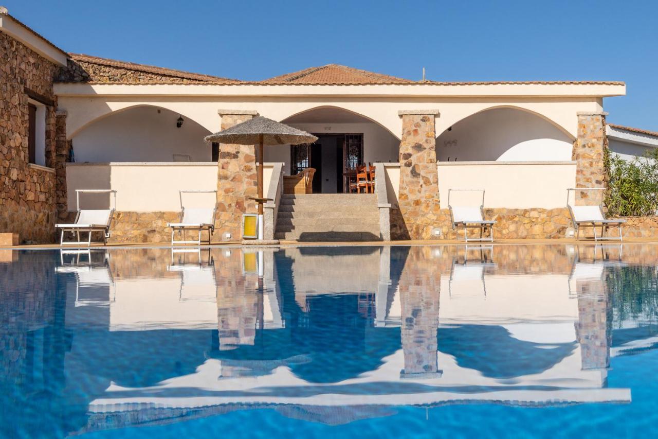 Villa Antonina Порто-Ротондо Экстерьер фото